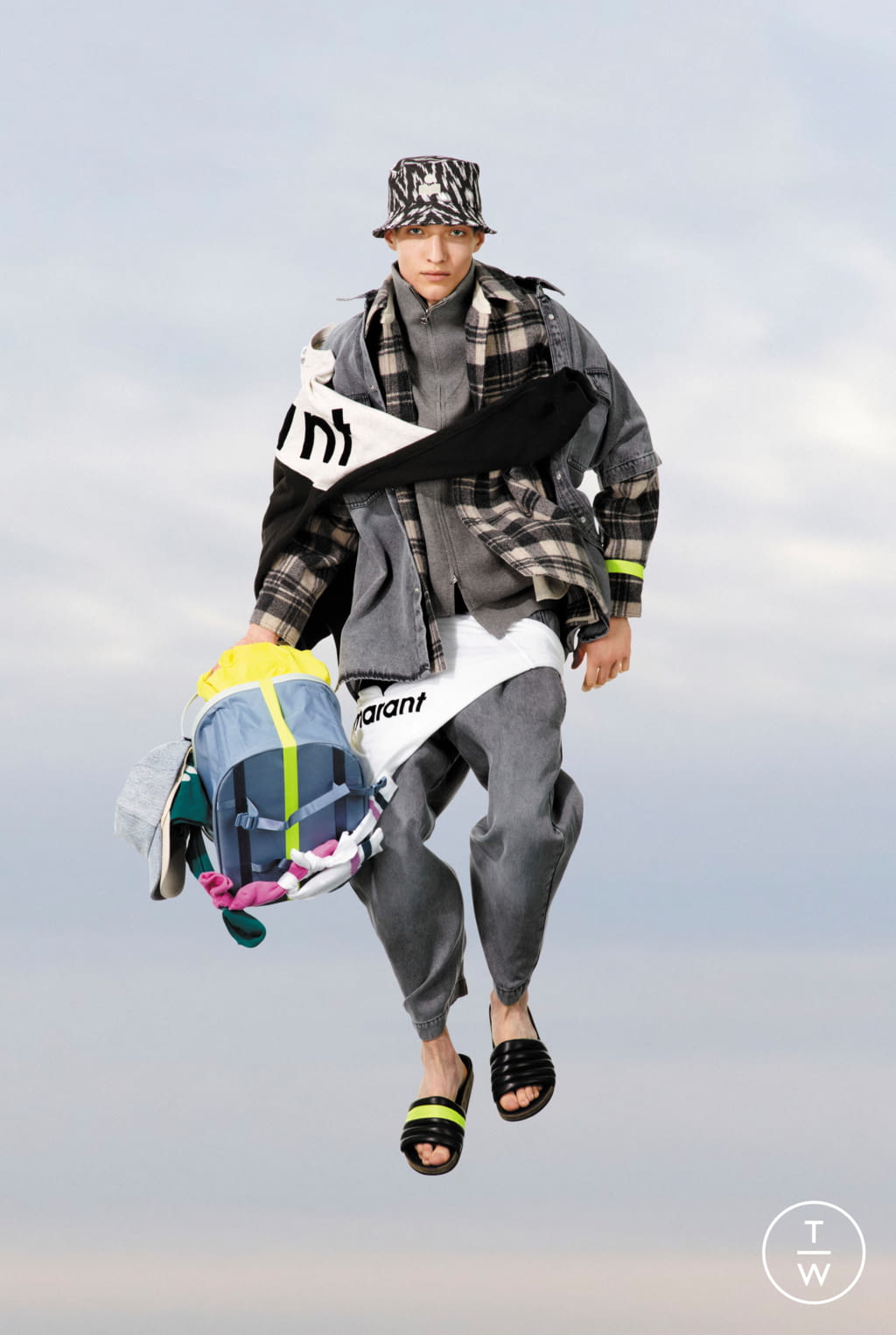Fashion Week Paris Spring/Summer 2022 look 22 from the Isabel Marant collection menswear