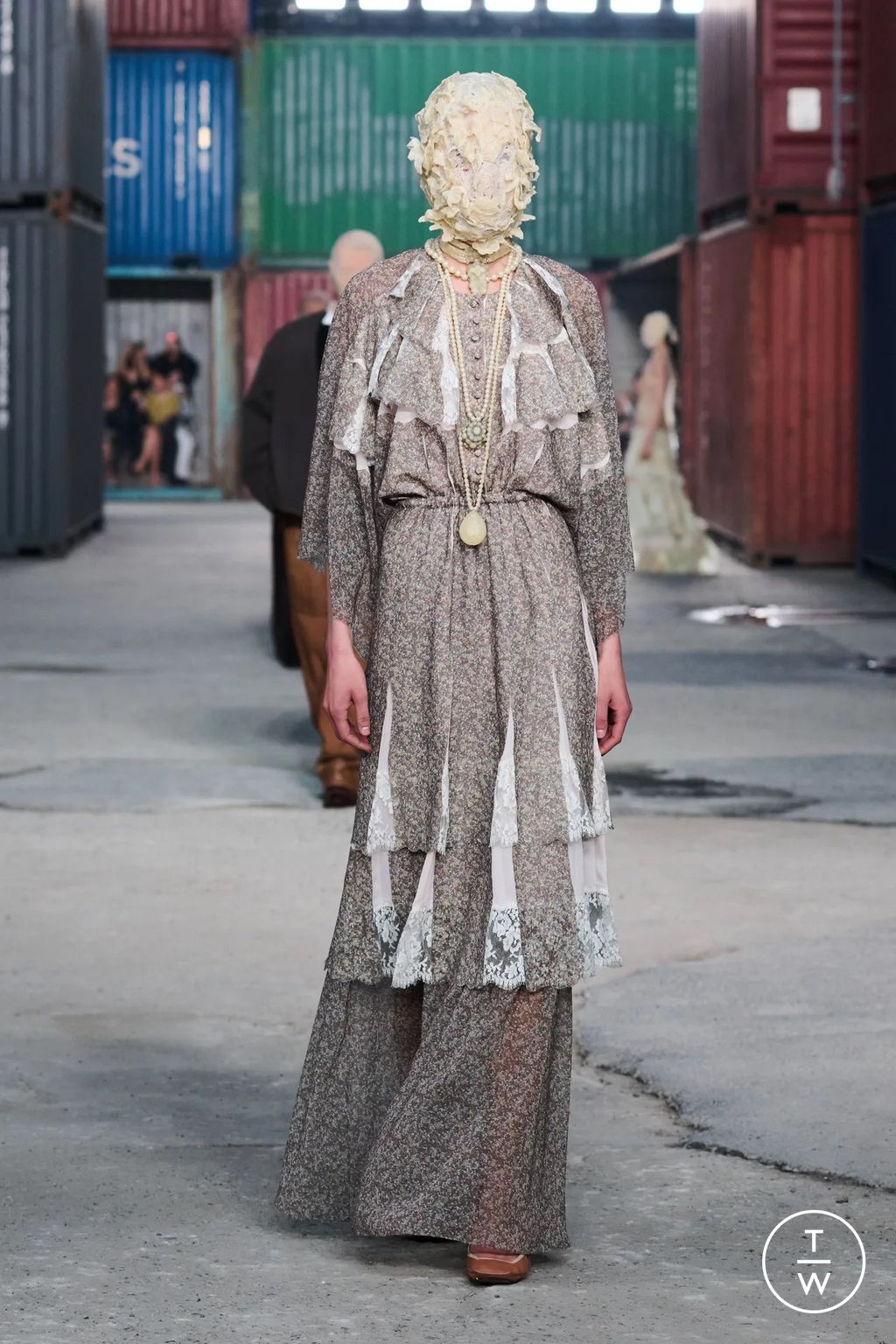 Fashion Week Paris Fall/Winter 2026 look 48 from the Maison Margiela collection womenswear