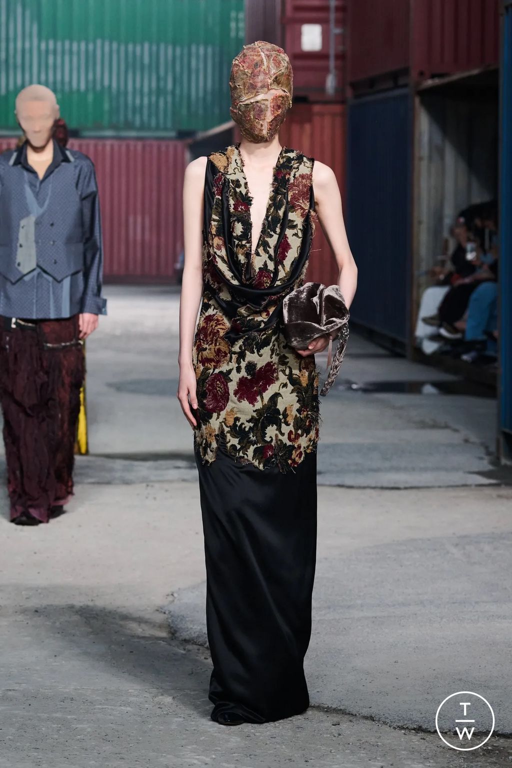 Fashion Week Paris Fall/Winter 2026 look 61 from the Maison Margiela collection womenswear