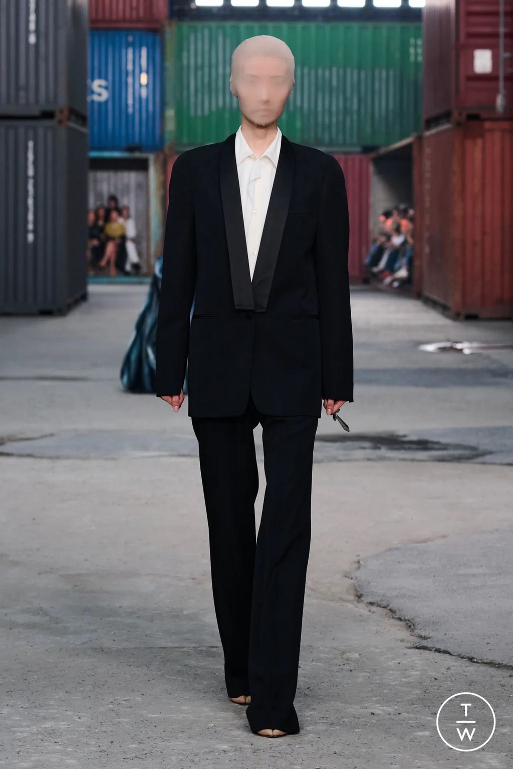 Fashion Week Paris Fall/Winter 2026 look 4 de la collection Maison Margiela womenswear