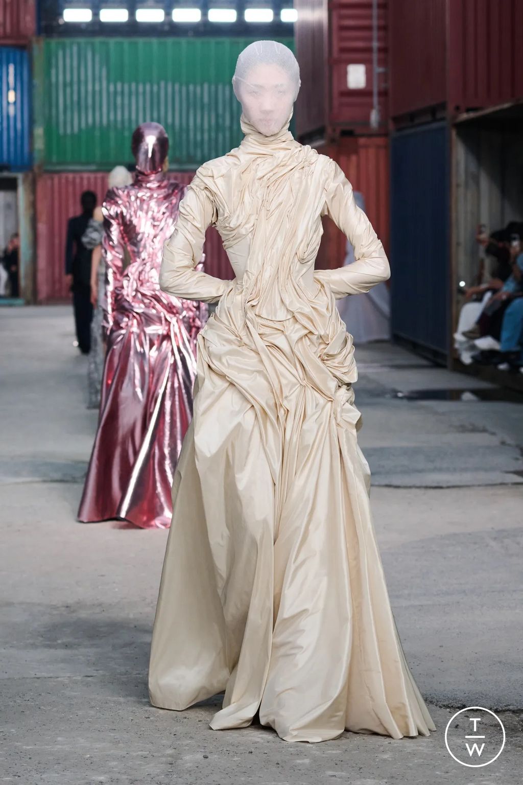 Fashion Week Paris Fall/Winter 2026 look 29 from the Maison Margiela collection womenswear