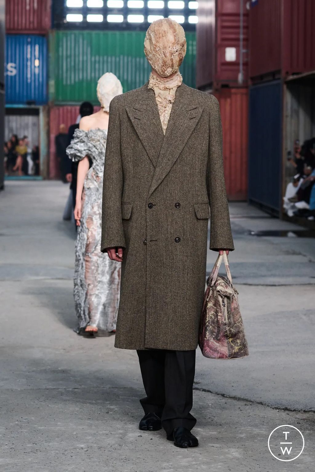 Fashion Week Paris Fall/Winter 2026 look 31 from the Maison Margiela collection womenswear