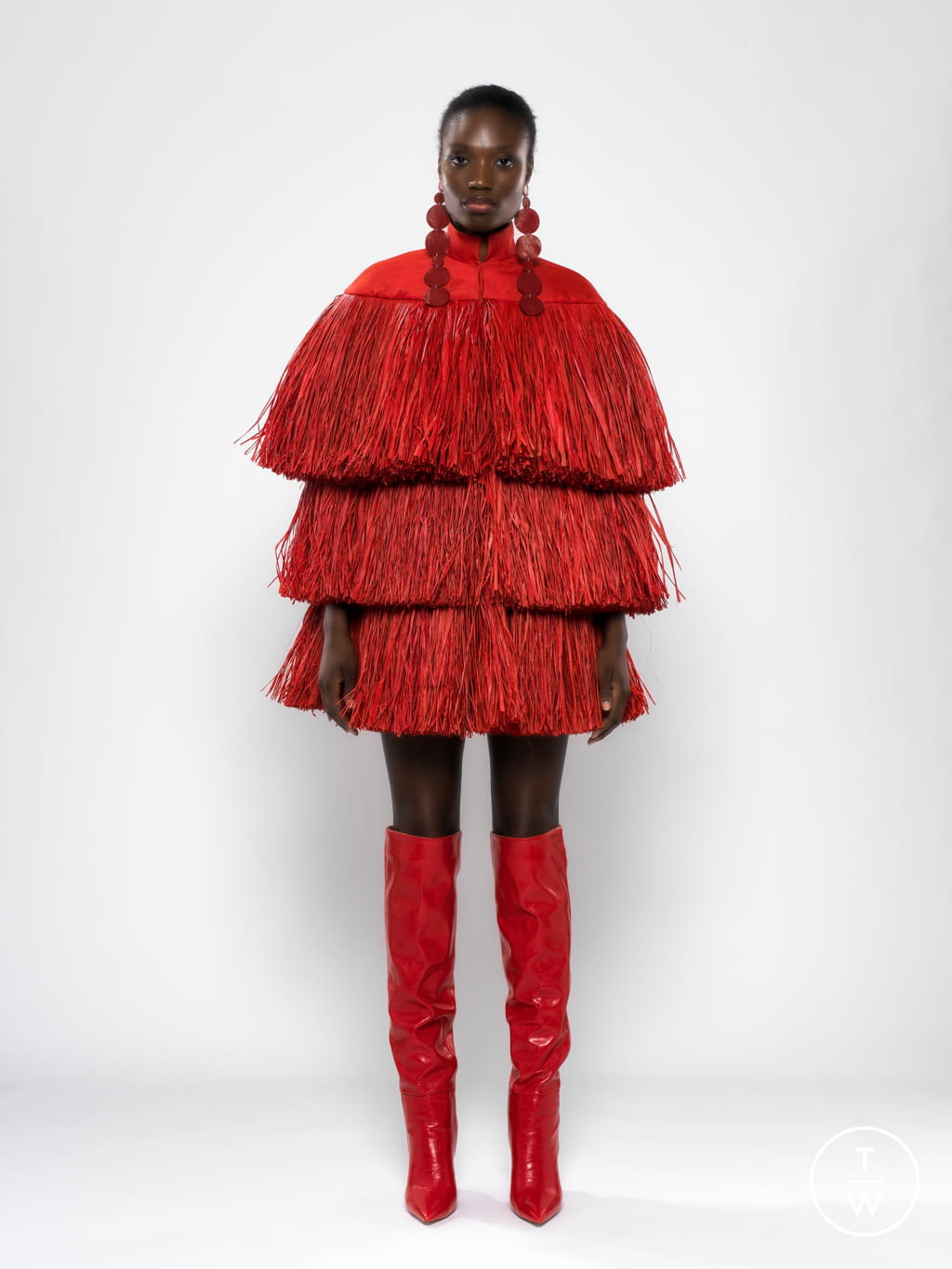 Fashion Week Paris Fall/Winter 2021 look 17 from the Imane Ayissi collection couture