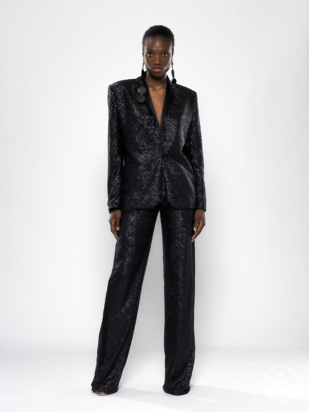 Fashion Week Paris Fall/Winter 2021 look 19 from the Imane Ayissi collection couture