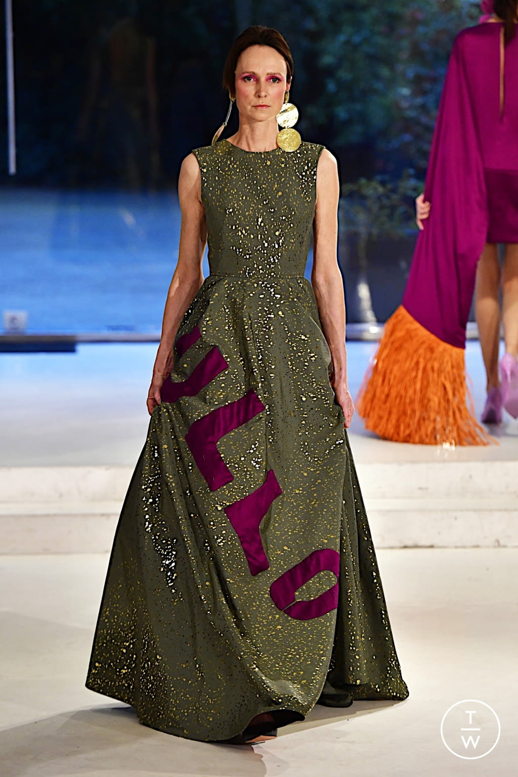 Fashion Week Paris Spring/Summer 2022 look 15 de la collection Imane Ayissi couture