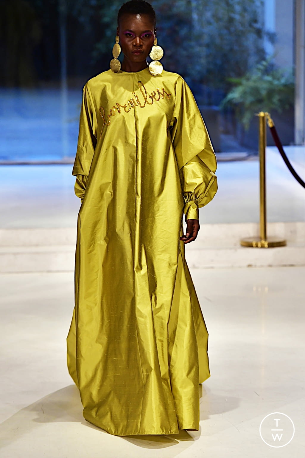 Fashion Week Paris Spring/Summer 2022 look 23 from the Imane Ayissi collection couture