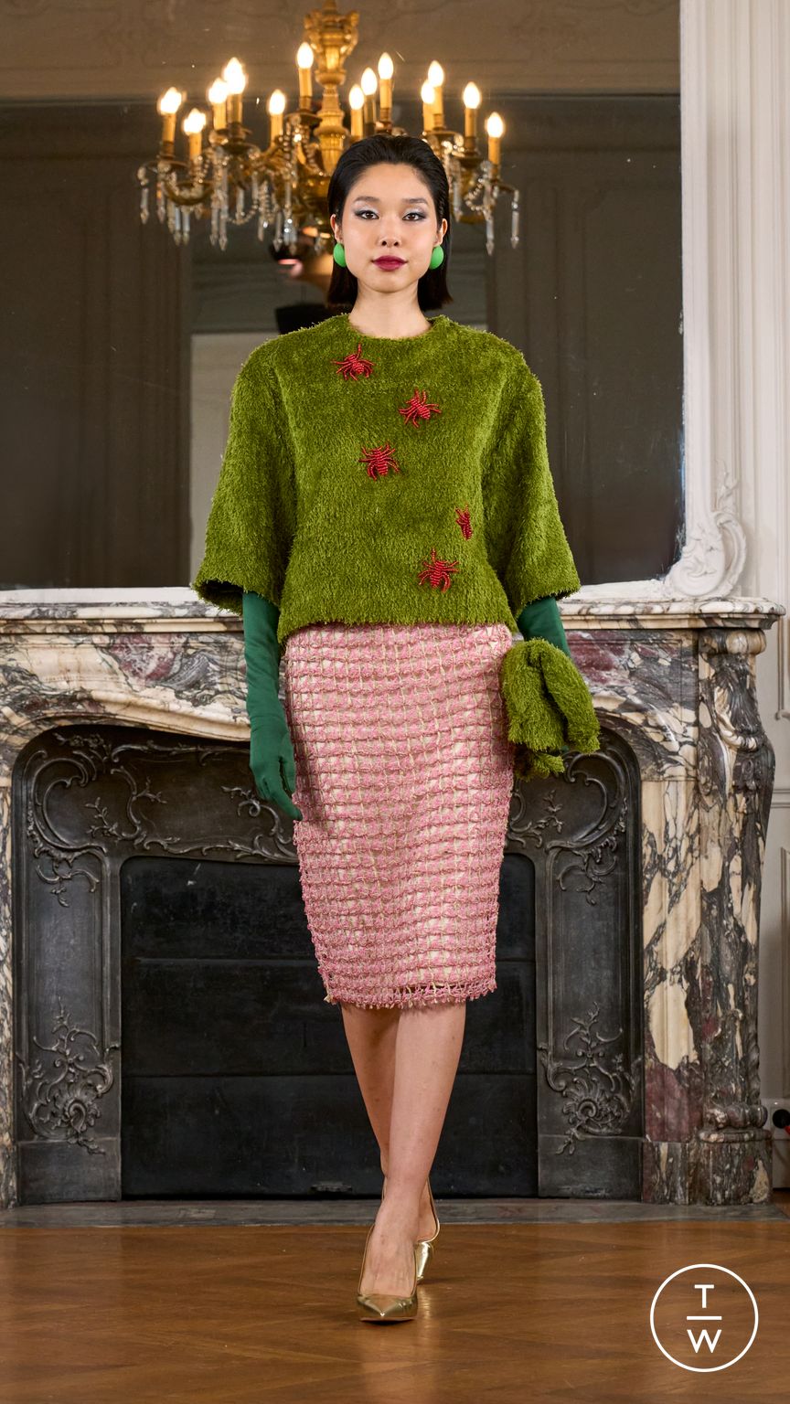 Fashion Week Paris Fall/Winter 2025 look 6 from the Imane Ayissi collection 高级定制