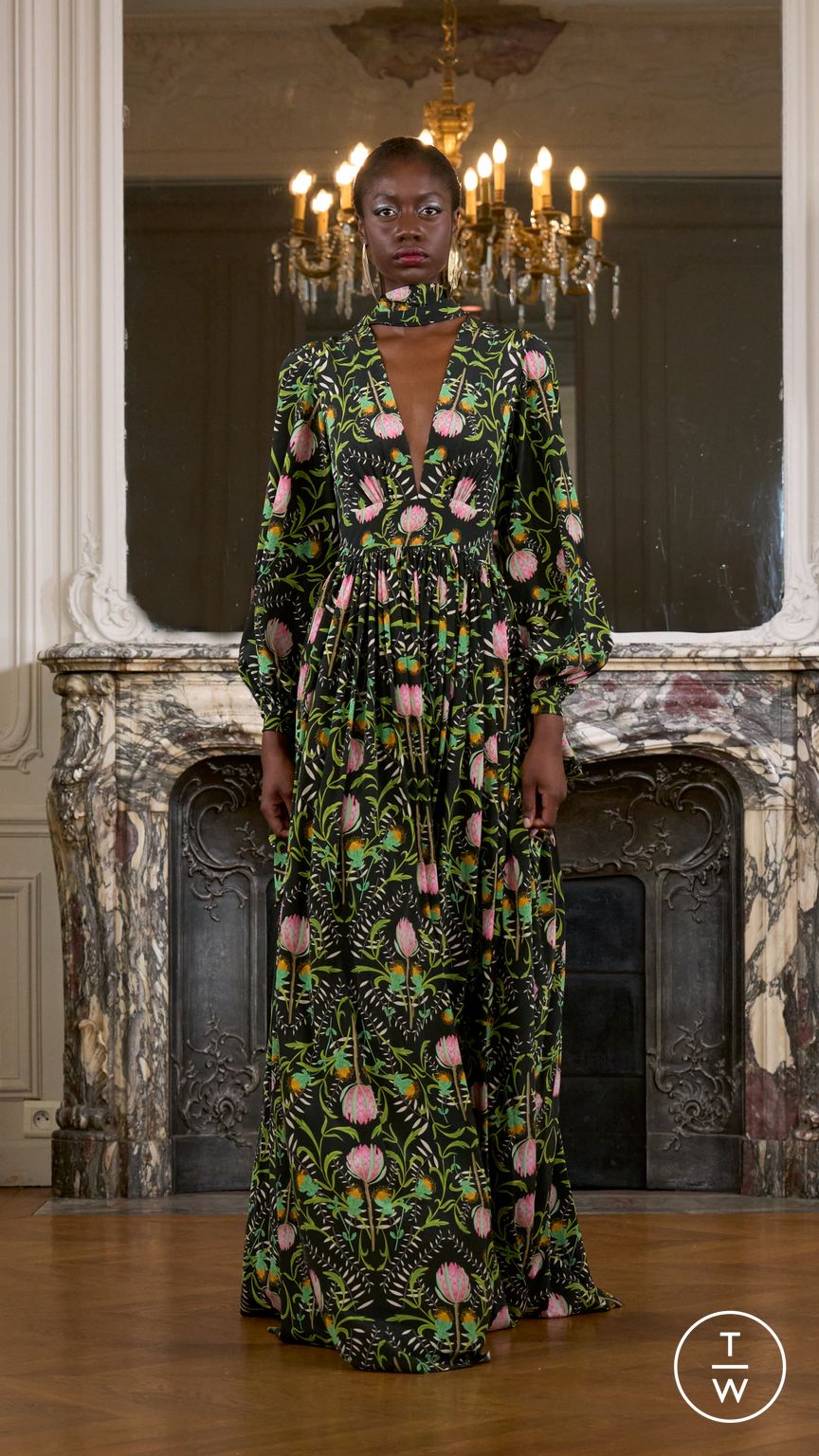 Fashion Week Paris Fall/Winter 2025 look 10 from the Imane Ayissi collection couture