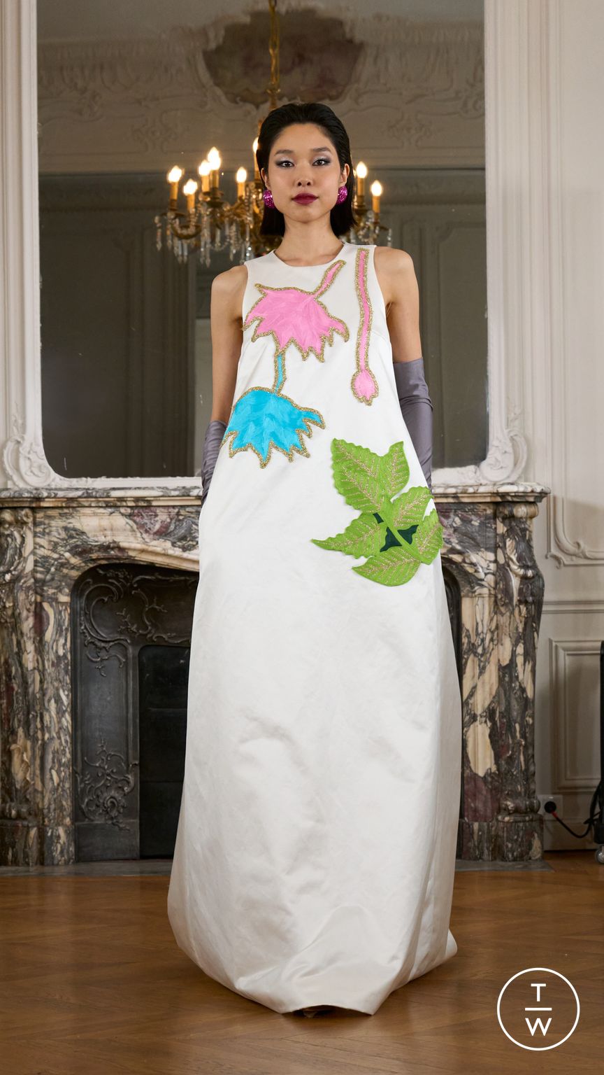 Fashion Week Paris Fall/Winter 2025 look 21 from the Imane Ayissi collection couture