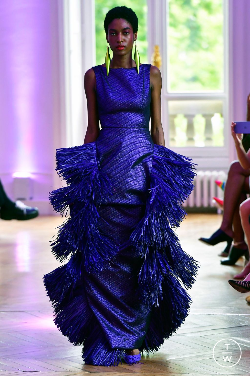 Fashion Week Paris Fall/Winter 2022 look 13 de la collection Imane Ayissi couture