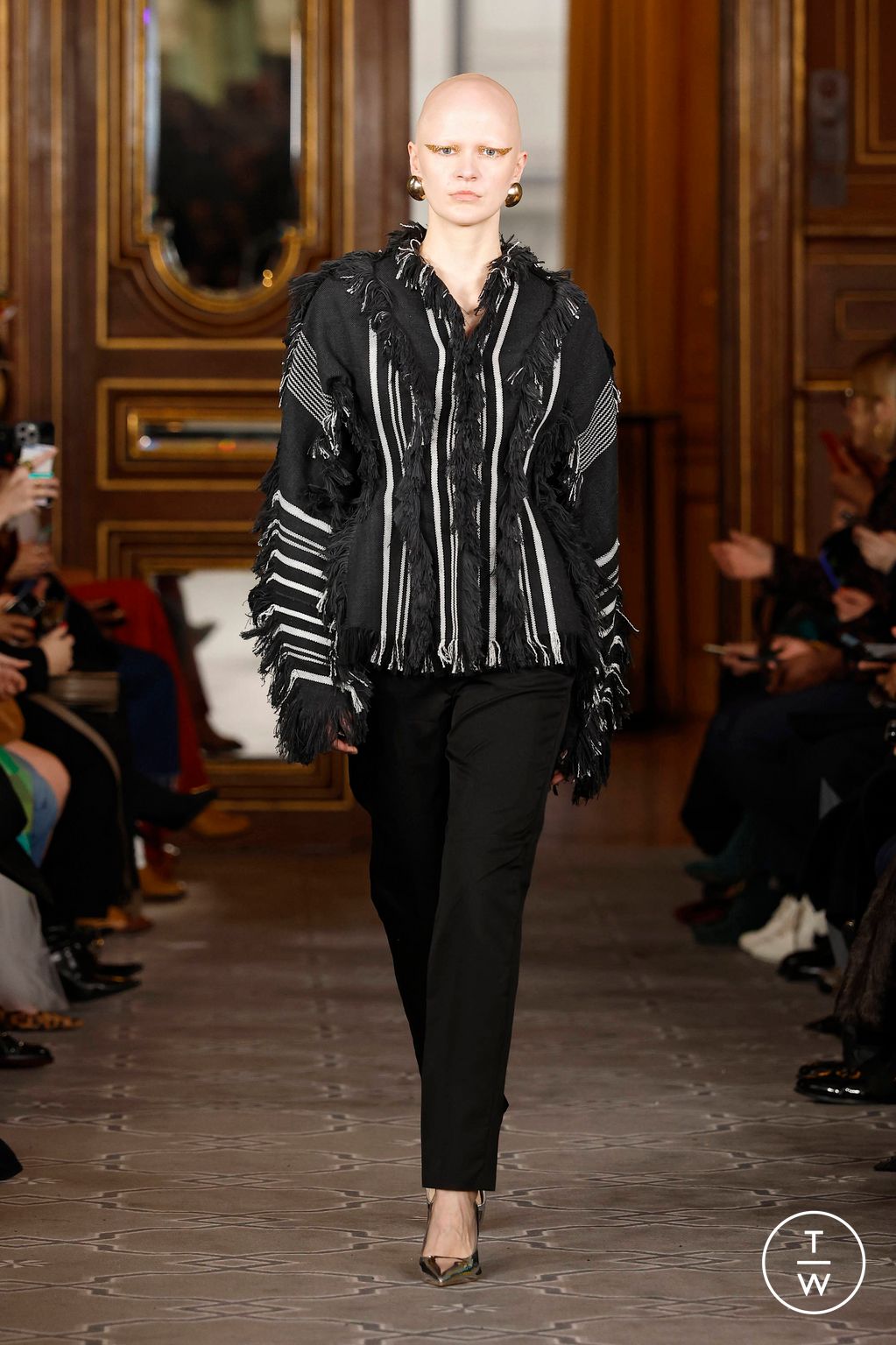 Fashion Week Paris Spring/Summer 2025 look 5 from the Imane Ayissi collection couture