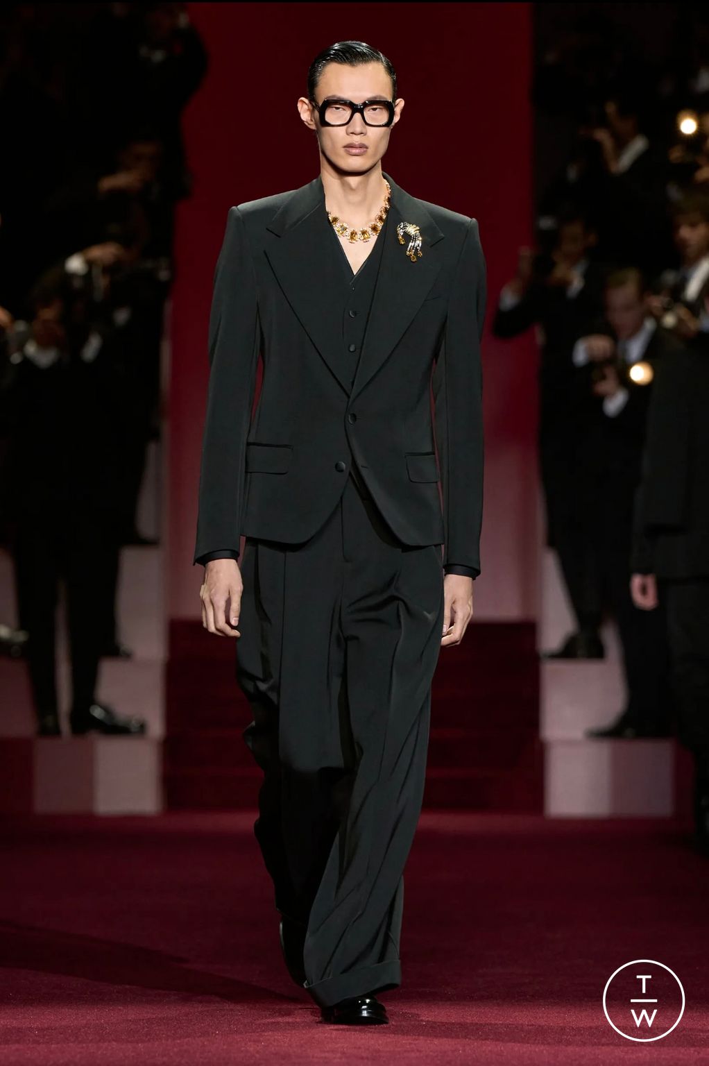 Fashion Week Milan Fall/Winter 2025 look 61 from the Dolce & Gabbana collection menswear