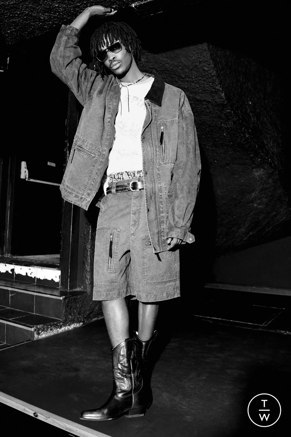 Fashion Week Paris Spring/Summer 2025 look 17 from the Isabel Marant collection menswear