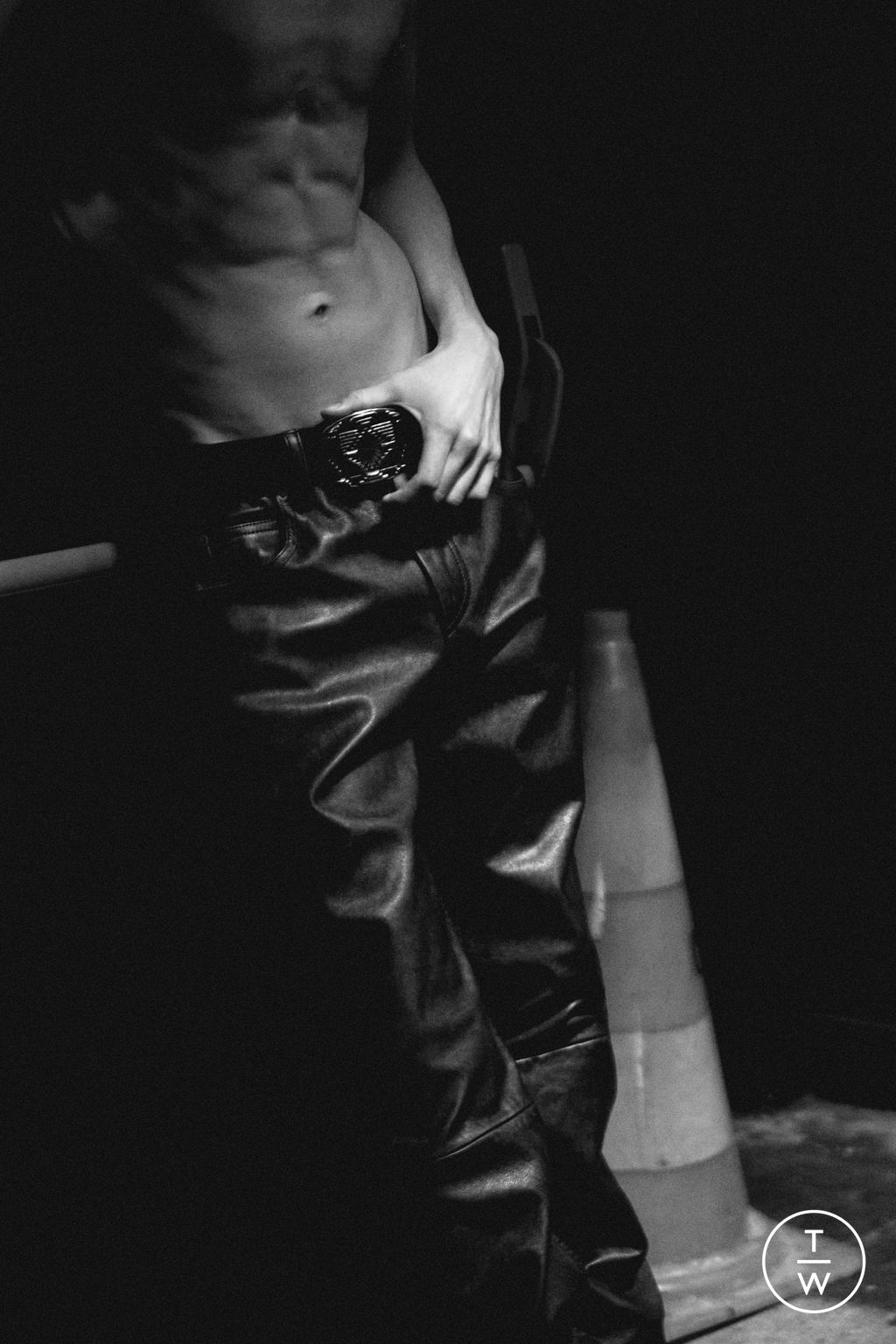 Fashion Week Paris Spring/Summer 2025 look 9 from the Isabel Marant collection 男装