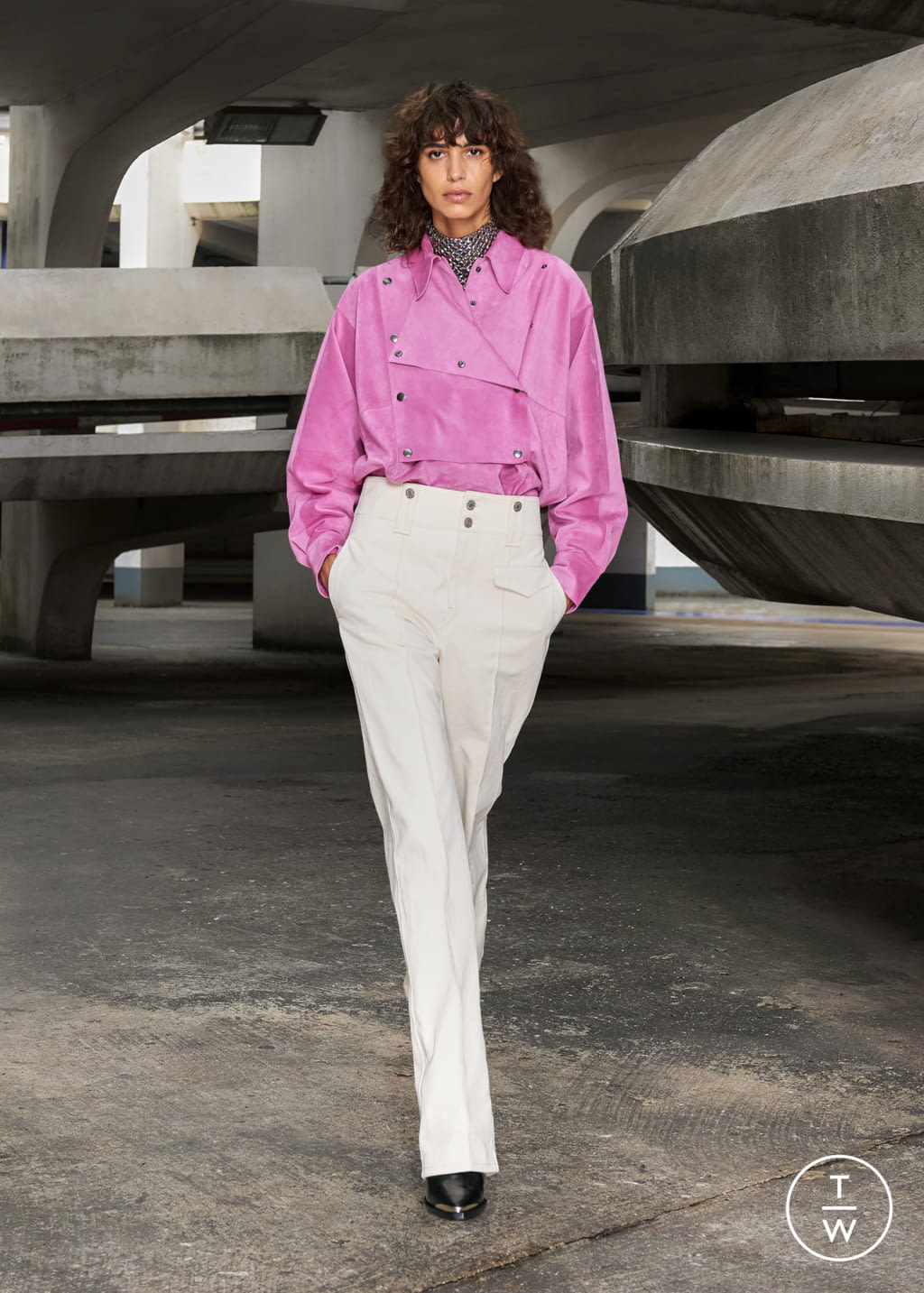 Fashion Week Paris Fall/Winter 2021 look 2 de la collection Isabel Marant womenswear