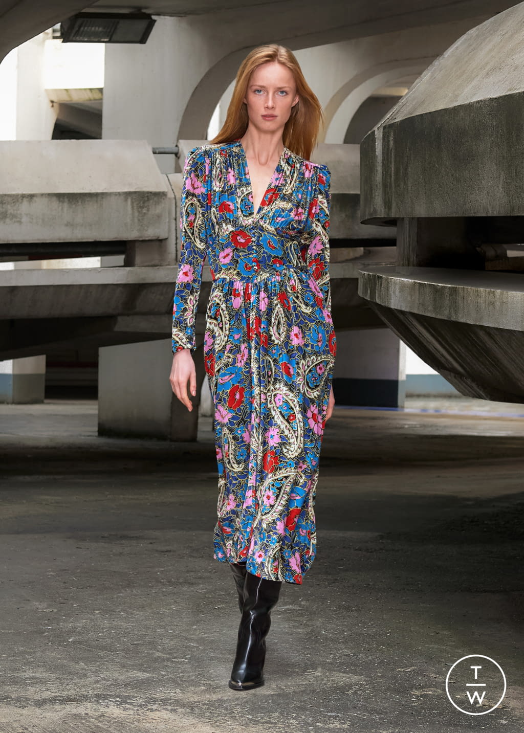 Fashion Week Paris Fall/Winter 2021 look 16 de la collection Isabel Marant womenswear
