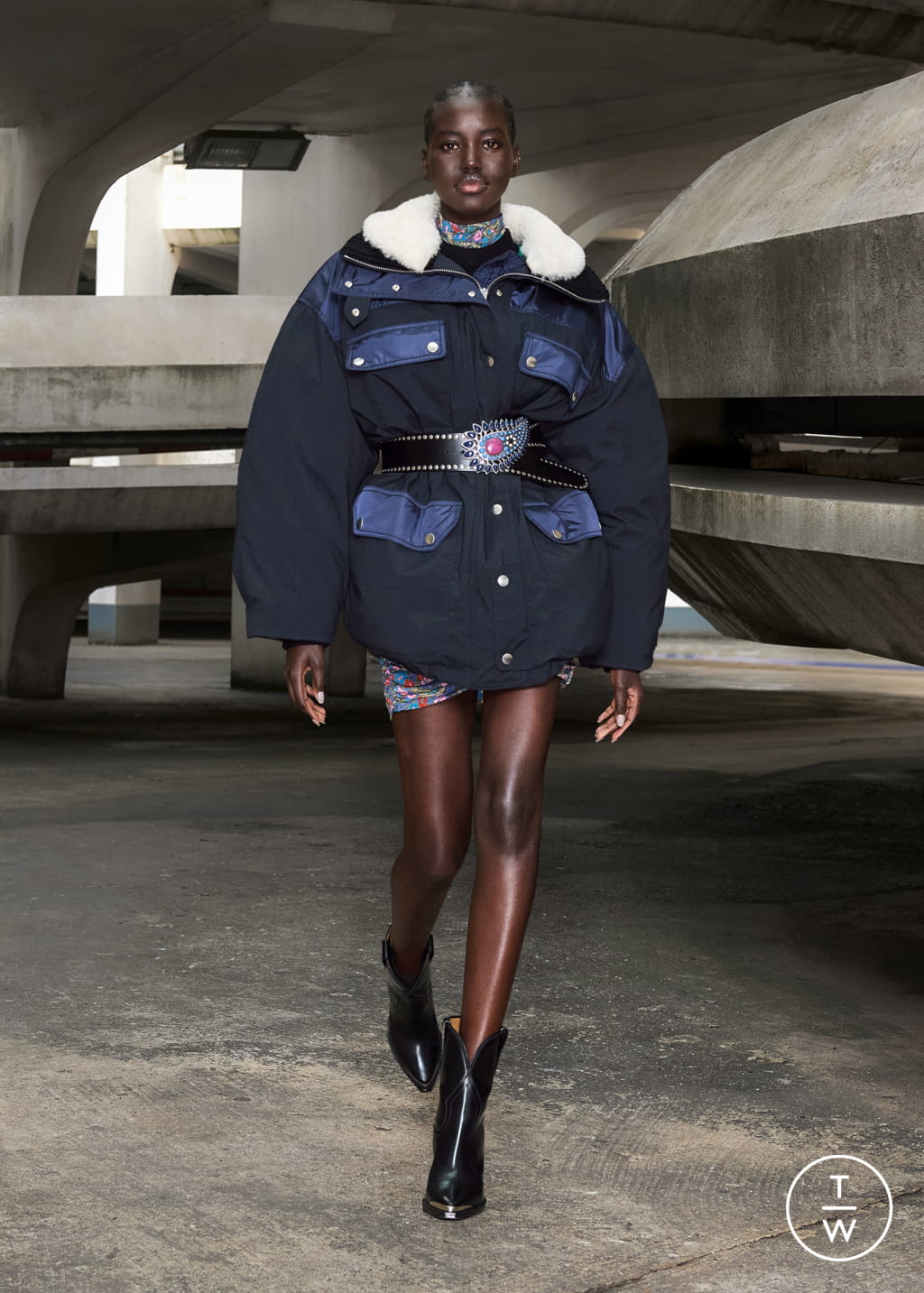 Fashion Week Paris Fall/Winter 2021 look 30 de la collection Isabel Marant womenswear