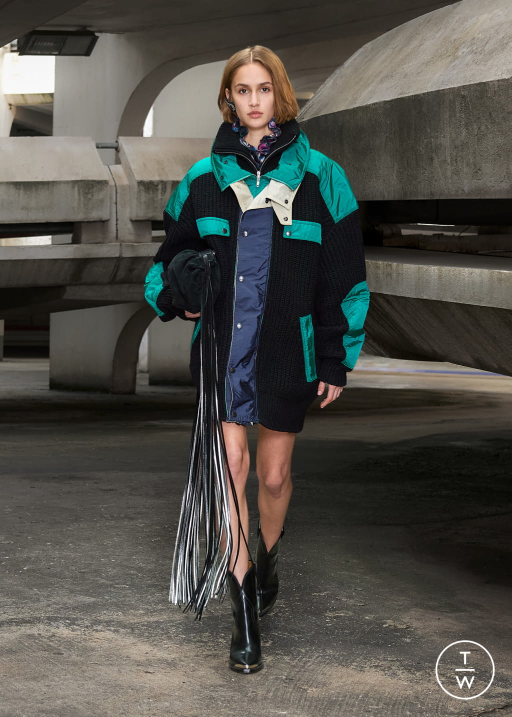 Fashion Week Paris Fall/Winter 2021 look 34 from the Isabel Marant collection 女装