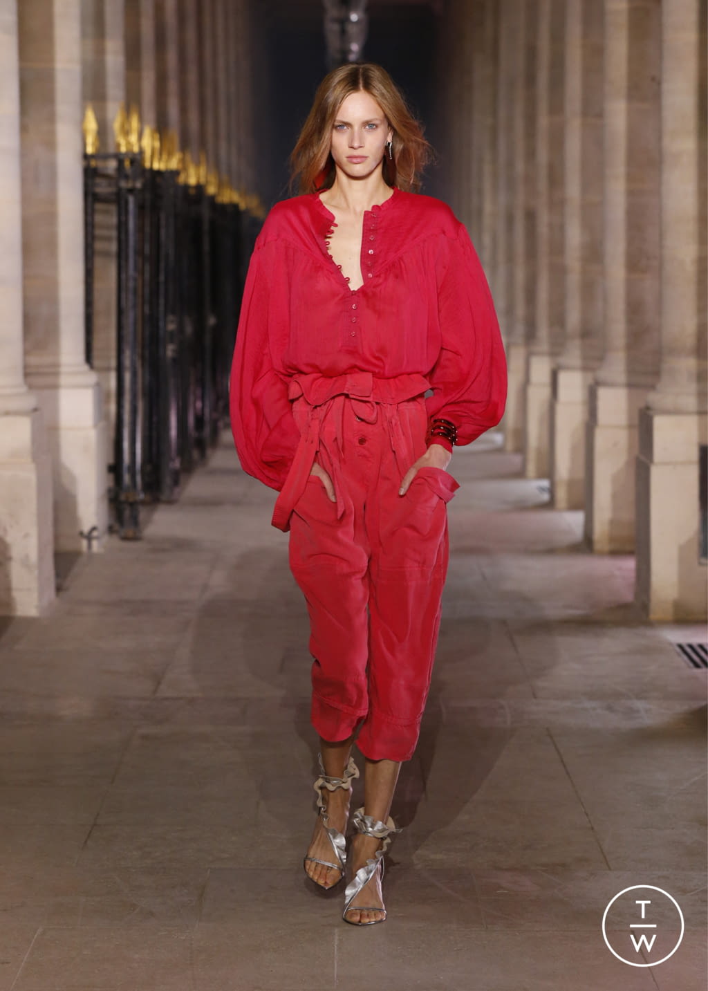 Fashion Week Paris Spring/Summer 2021 look 16 from the Isabel Marant collection 女装