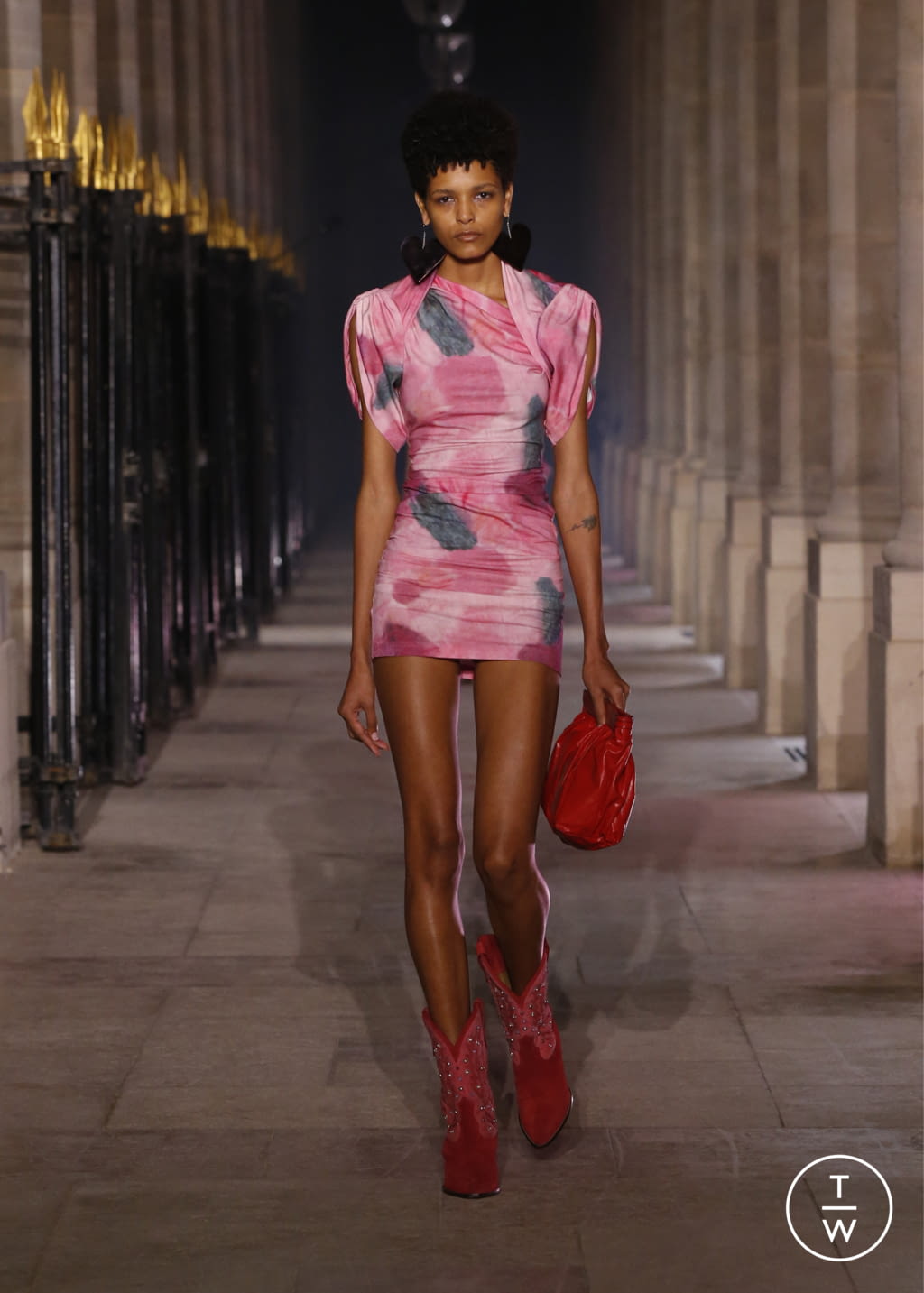 Fashion Week Paris Spring/Summer 2021 look 18 de la collection Isabel Marant womenswear