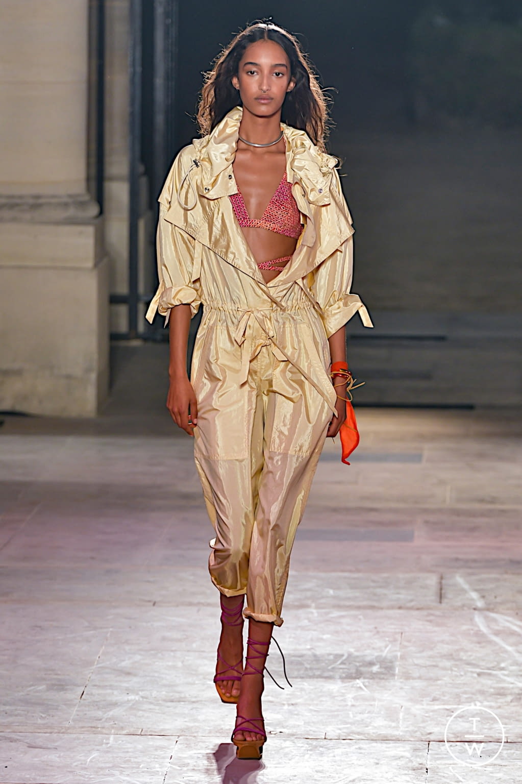 Fashion Week Paris Spring/Summer 2022 look 1 from the Isabel Marant collection 女装