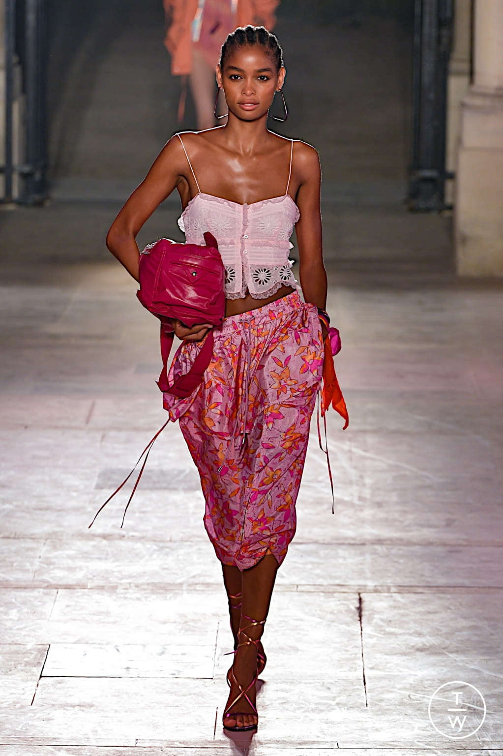 Fashion Week Paris Spring/Summer 2022 look 10 from the Isabel Marant collection 女装