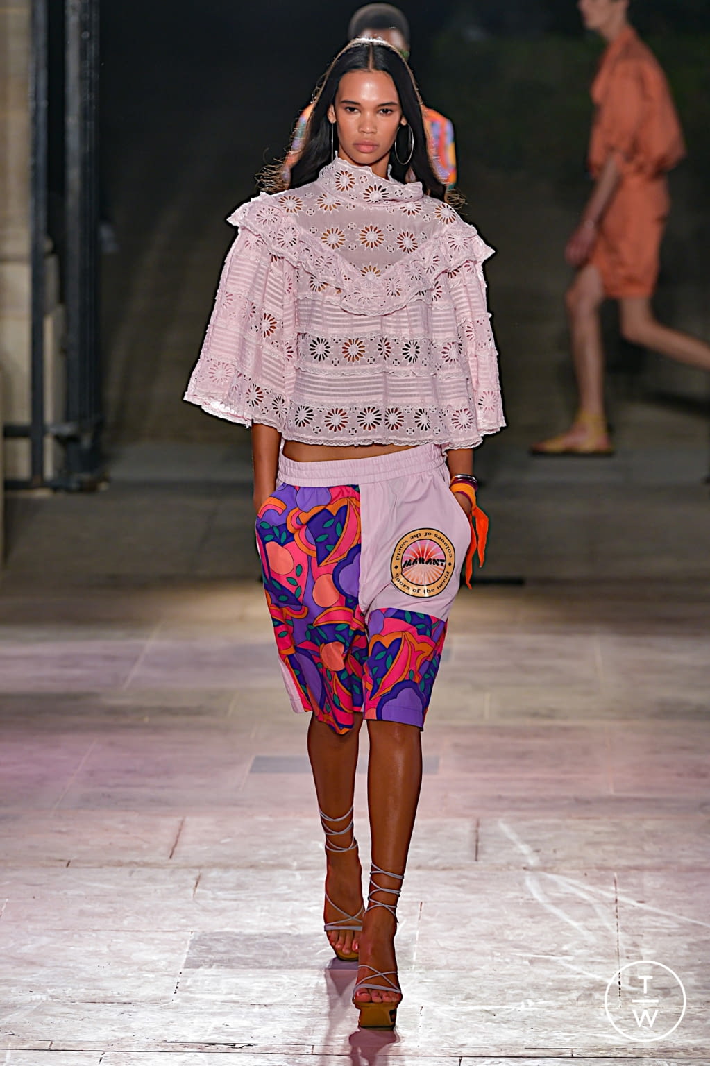 Fashion Week Paris Spring/Summer 2022 look 25 from the Isabel Marant collection 女装