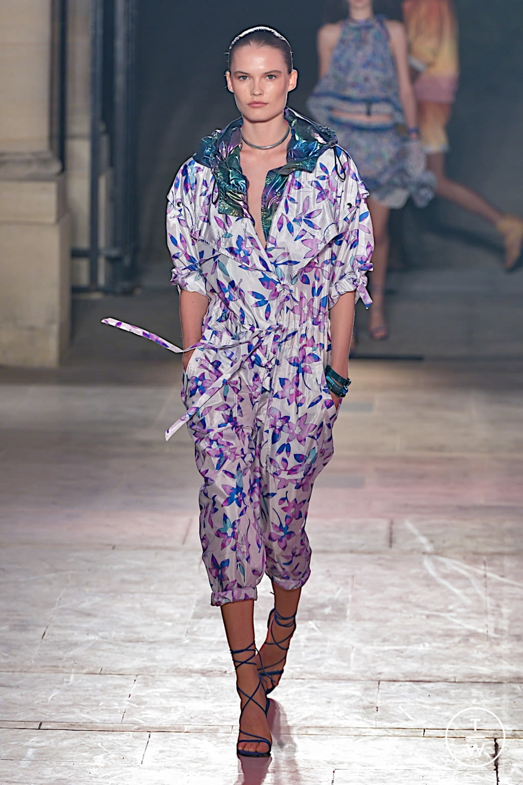 Fashion Week Paris Spring/Summer 2022 look 29 from the Isabel Marant collection 女装