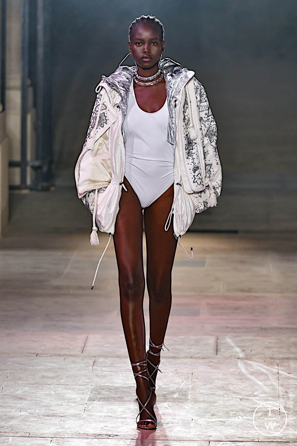Fashion Week Paris Spring/Summer 2022 look 51 from the Isabel Marant collection 女装
