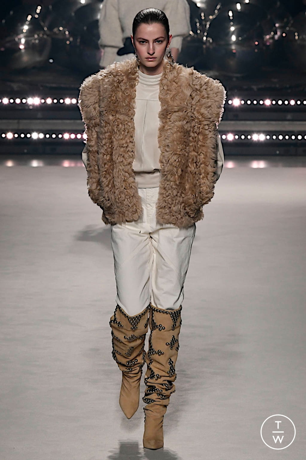 Isabel Marant Fw Womenswear 6 The Fashion Search Engine walk