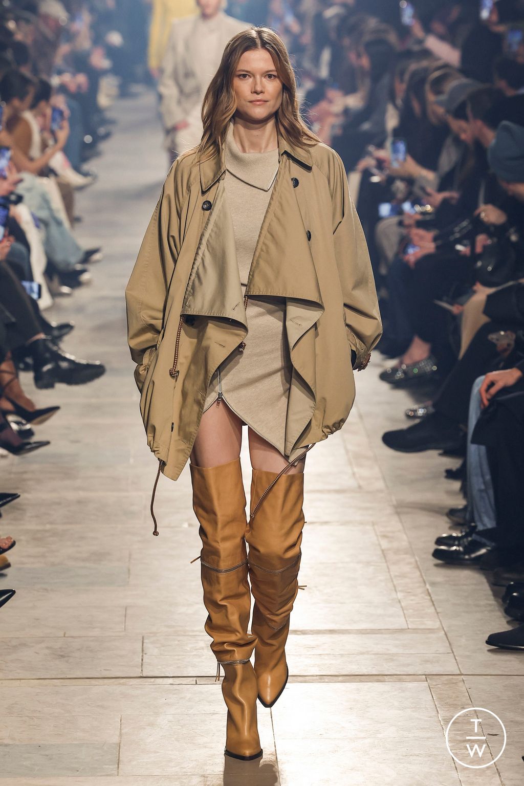 Fashion Week Paris Fall/Winter 2023 look 7 de la collection Isabel Marant womenswear