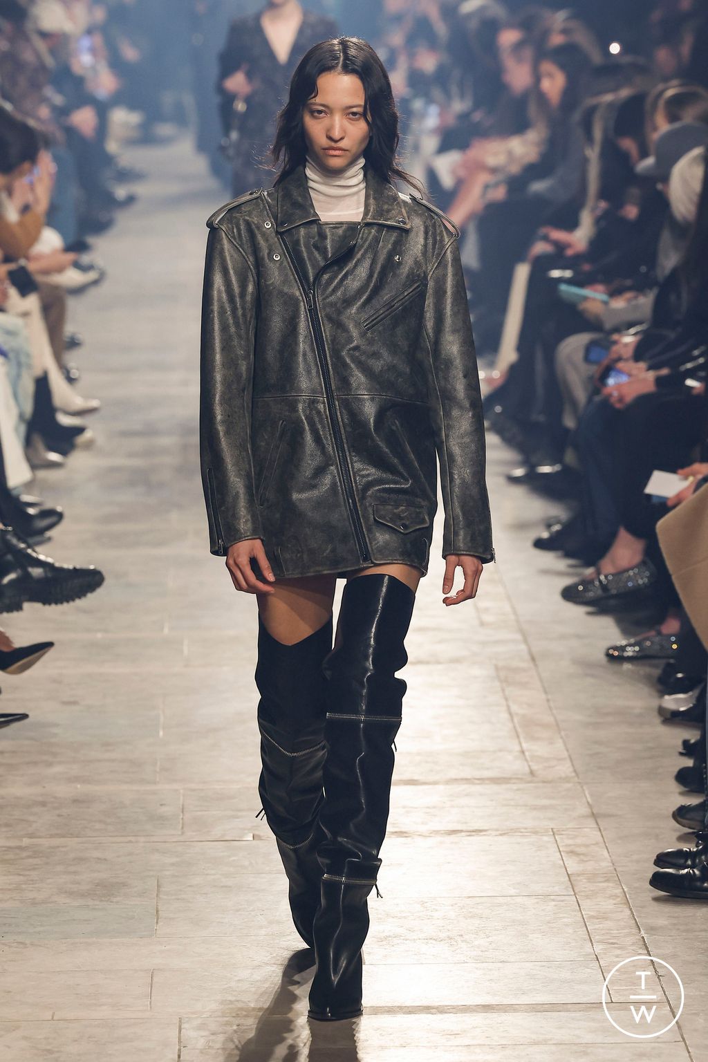 Fashion Week Paris Fall/Winter 2023 look 19 de la collection Isabel Marant womenswear