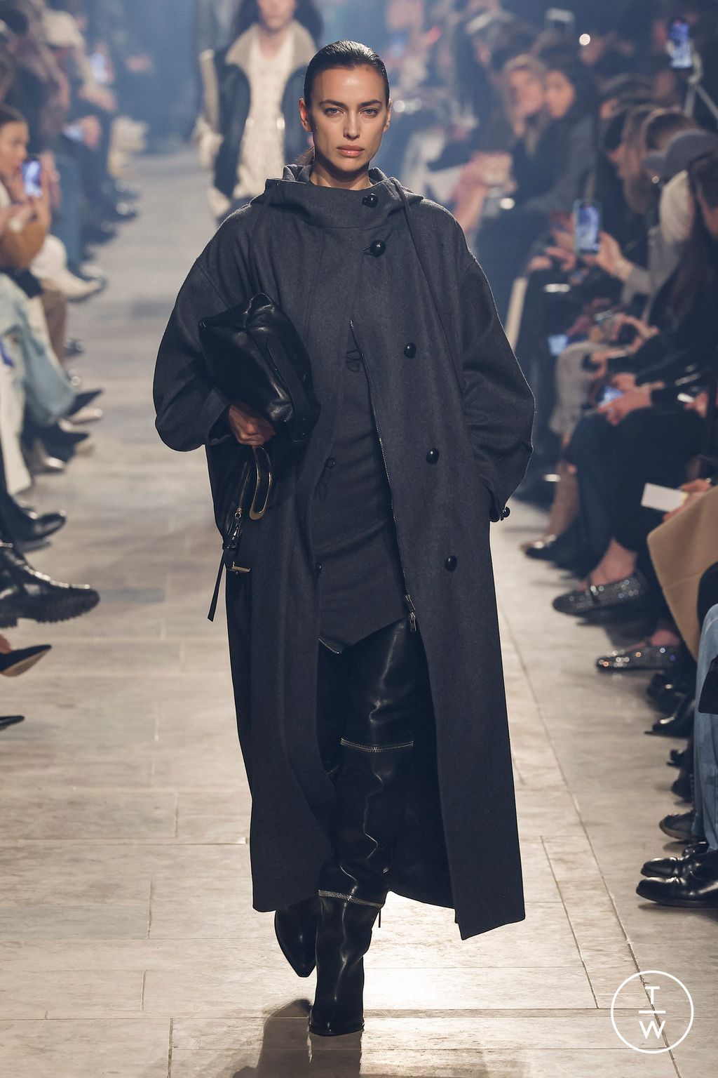 Fashion Week Paris Fall/Winter 2023 look 21 de la collection Isabel Marant womenswear