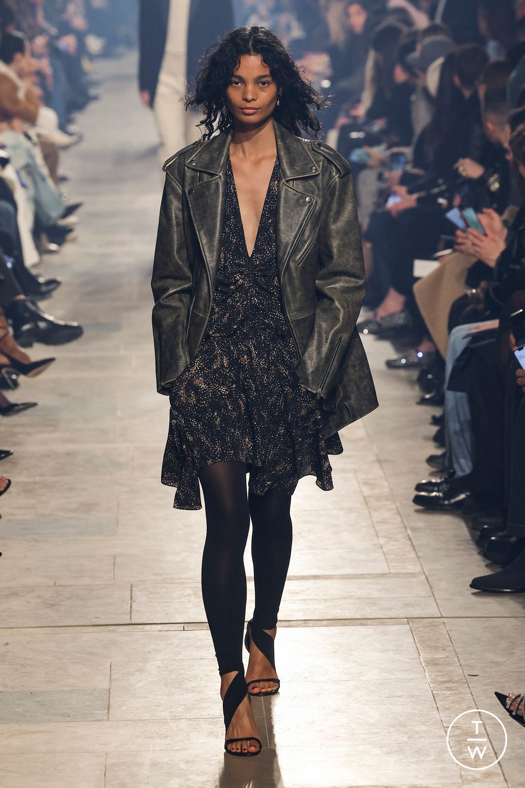 Fashion Week Paris Fall/Winter 2023 look 23 de la collection Isabel Marant womenswear