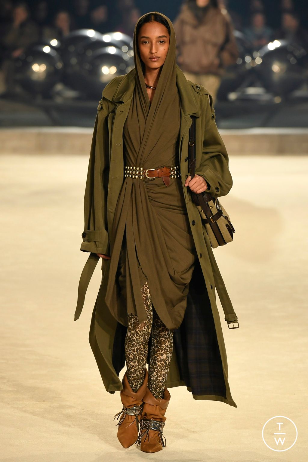 Fashion Week Paris Fall/Winter 2024 look 3 de la collection Isabel Marant womenswear