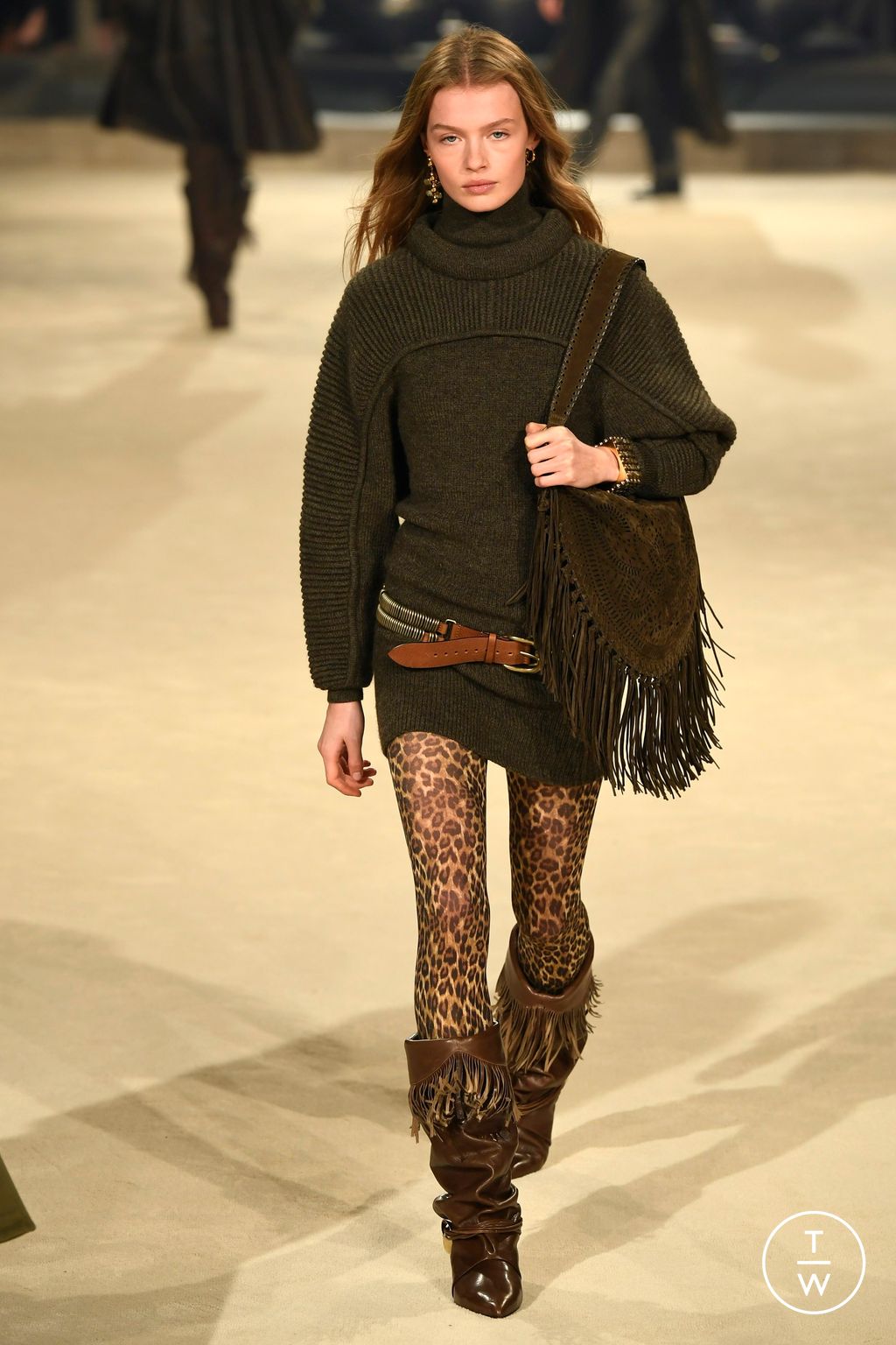 Fashion Week Paris Fall/Winter 2024 look 6 de la collection Isabel Marant womenswear