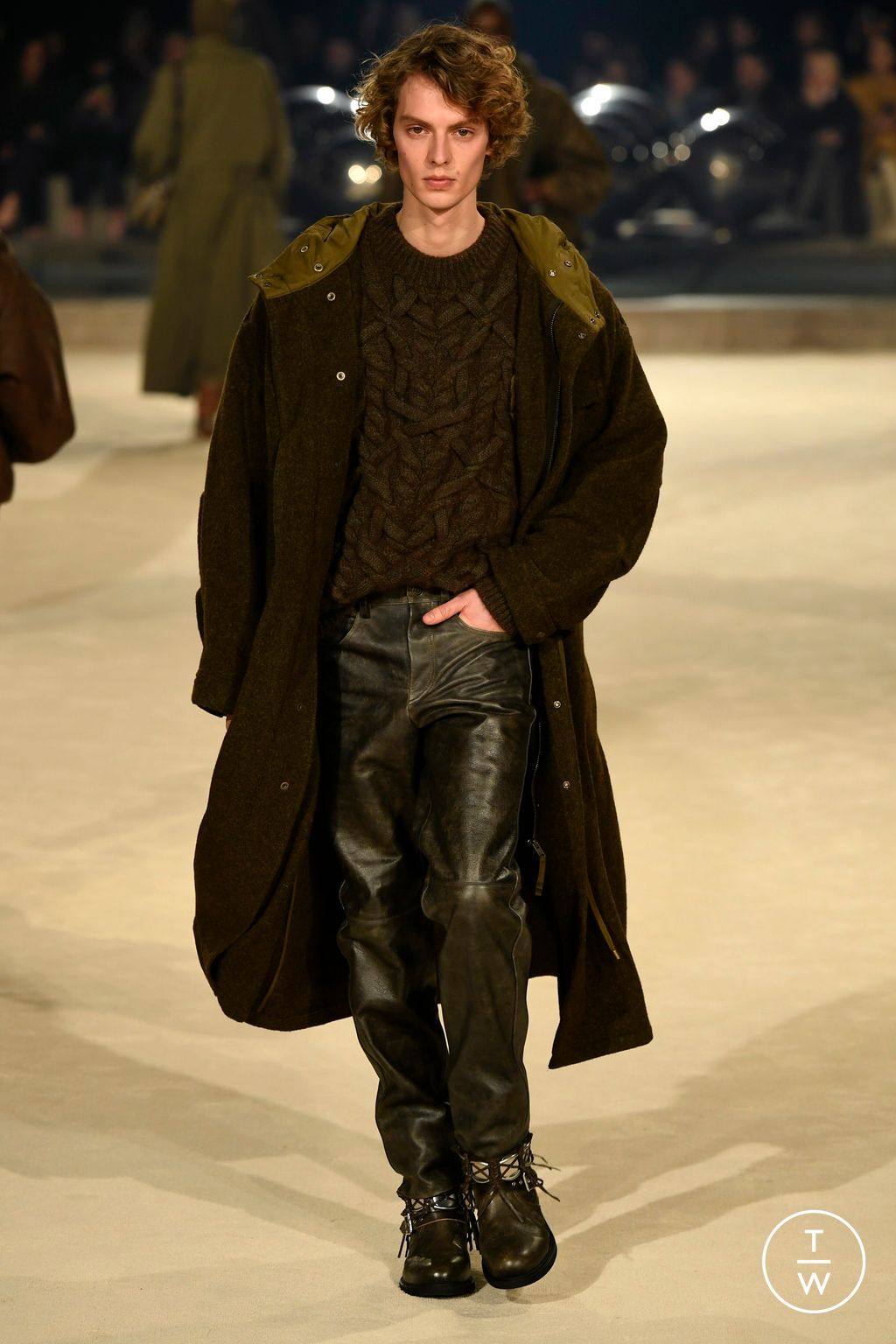 Fashion Week Paris Fall/Winter 2024 look 7 from the Isabel Marant collection 女装