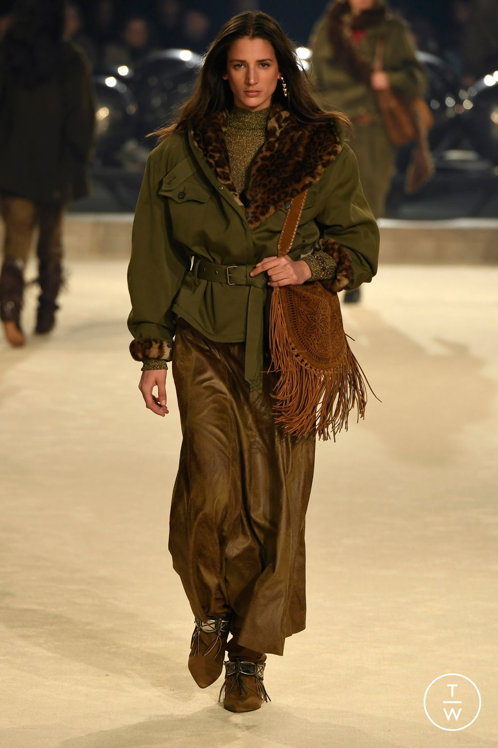 Fashion Week Paris Fall/Winter 2024 look 14 de la collection Isabel Marant womenswear