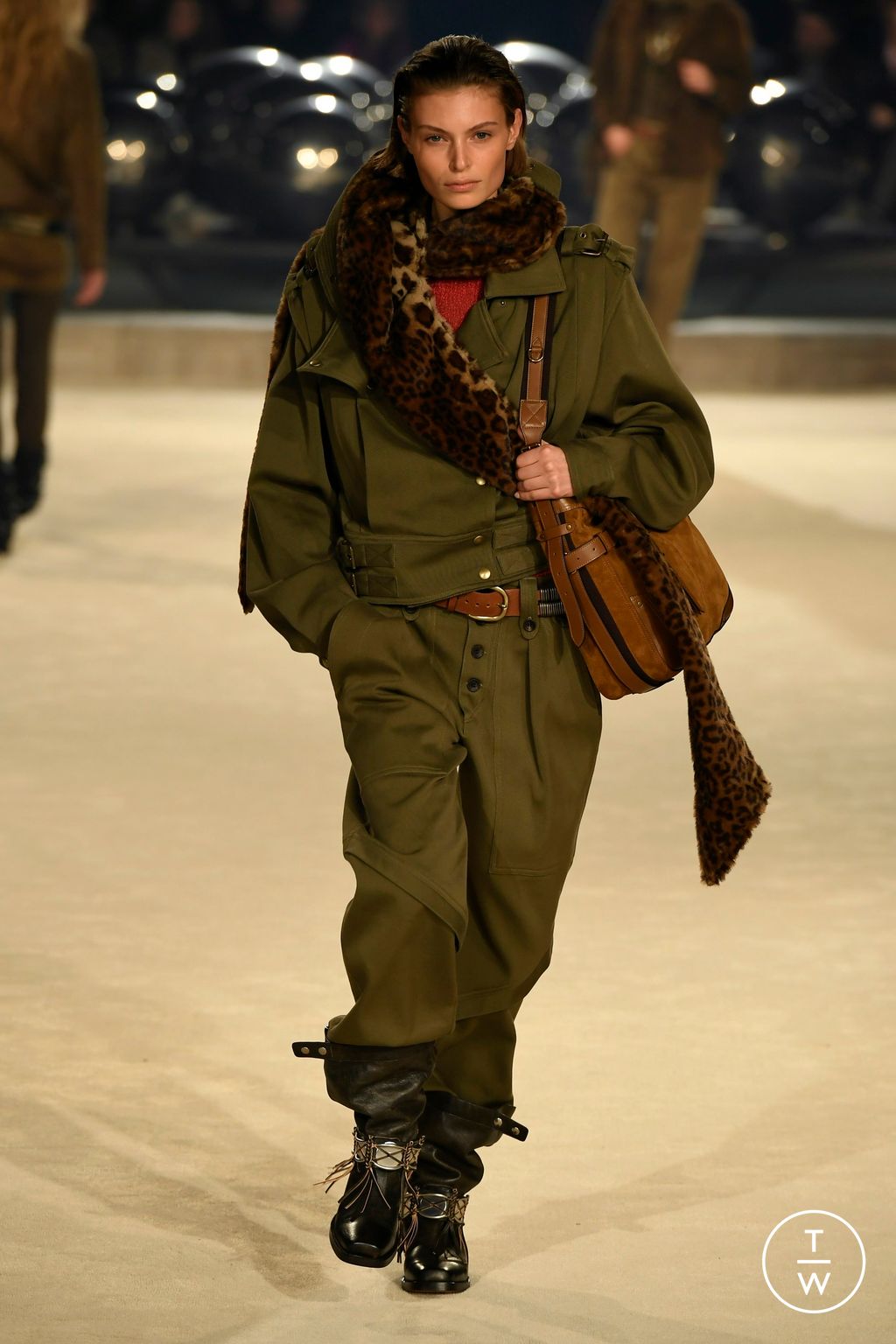 Fashion Week Paris Fall/Winter 2024 look 15 de la collection Isabel Marant womenswear