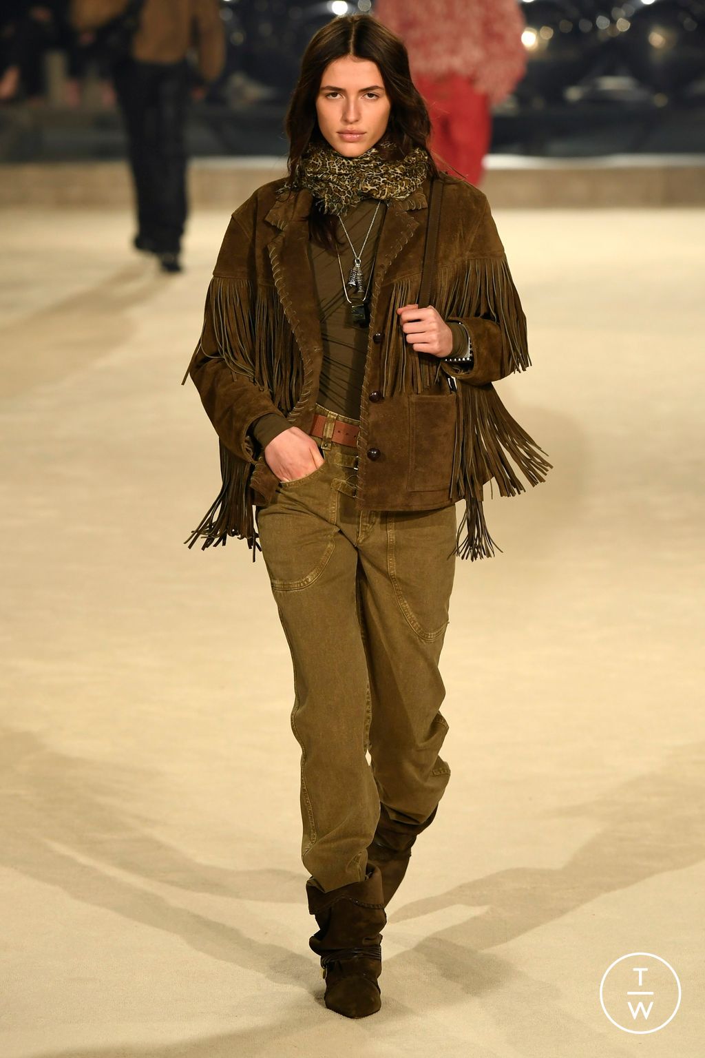 Fashion Week Paris Fall/Winter 2024 look 16 from the Isabel Marant collection 女装