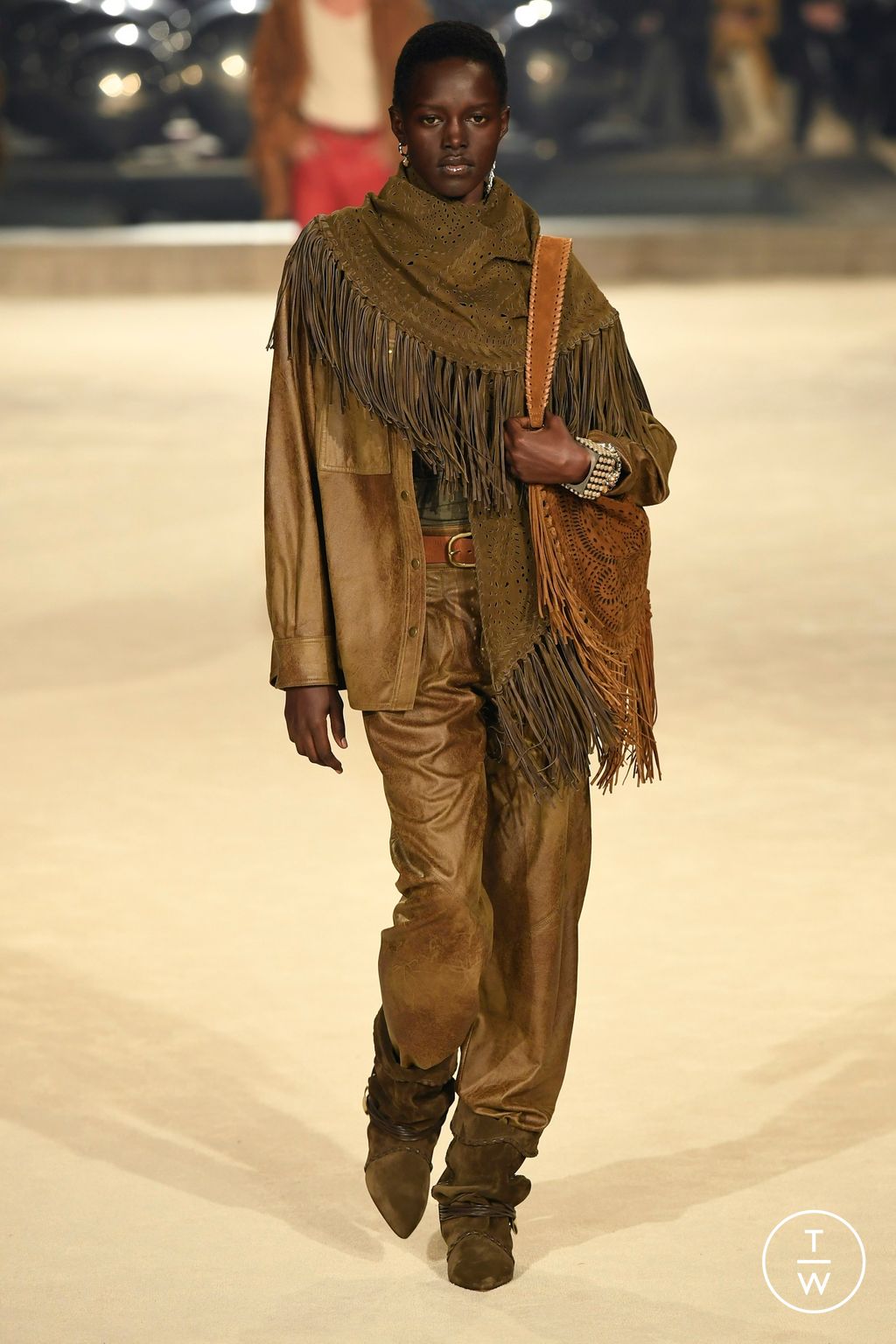 Fashion Week Paris Fall/Winter 2024 look 20 from the Isabel Marant collection 女装