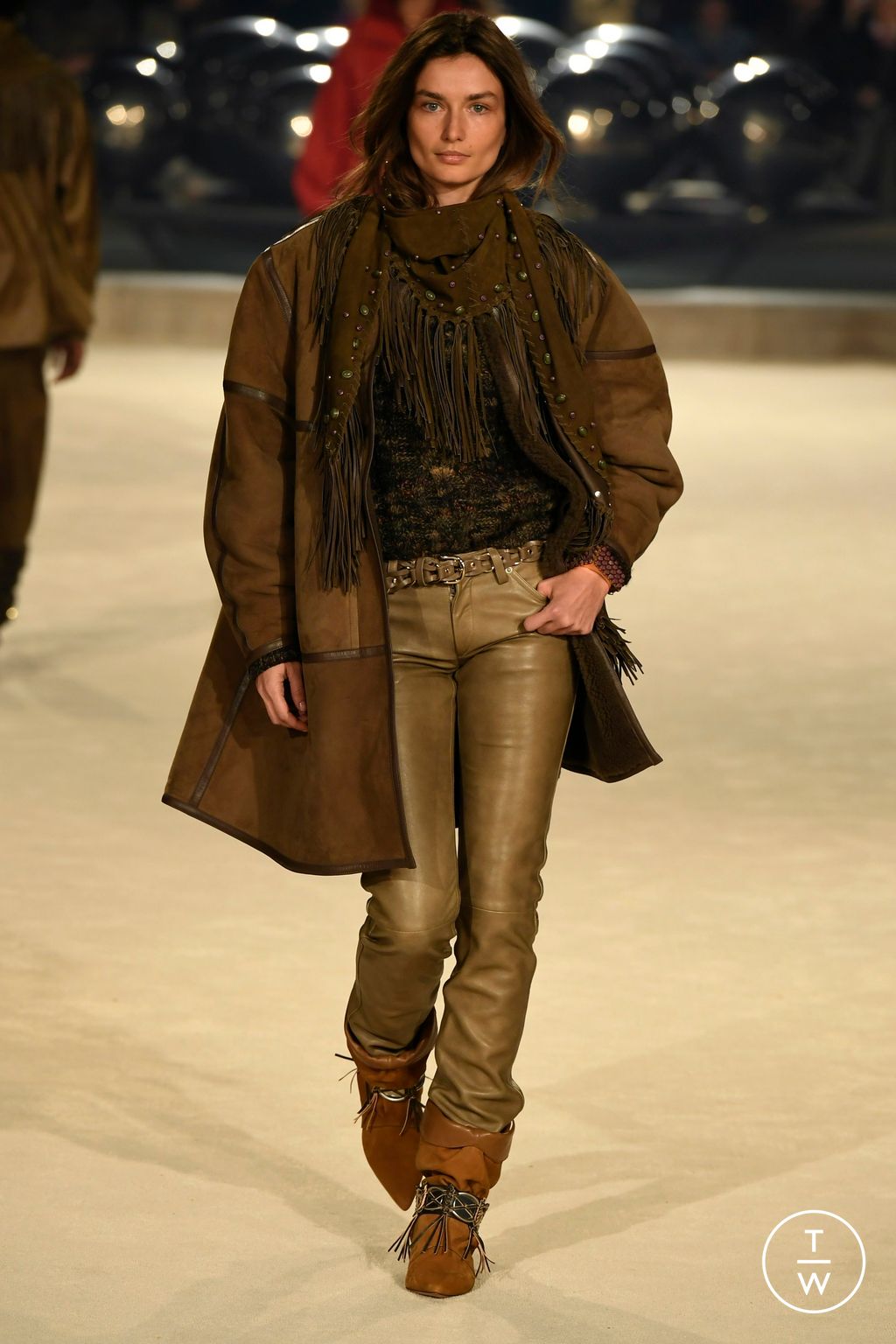 Fashion Week Paris Fall/Winter 2024 look 24 from the Isabel Marant collection 女装