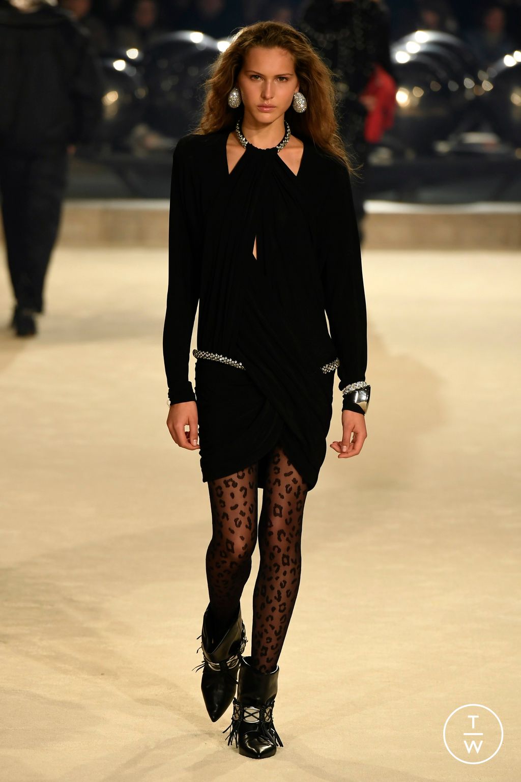 Fashion Week Paris Fall/Winter 2024 look 57 from the Isabel Marant collection 女装