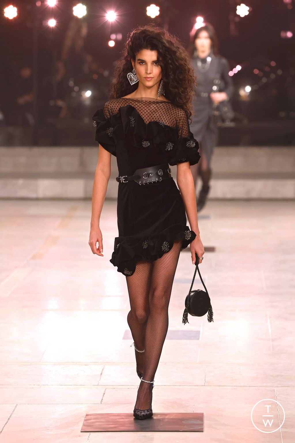 Fashion Week Paris Fall/Winter 2025 look 10 from the Isabel Marant collection womenswear