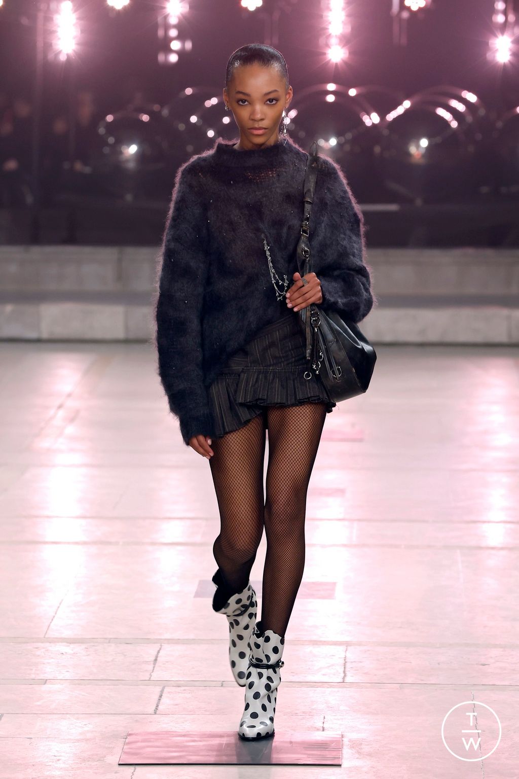 Fashion Week Paris Fall/Winter 2025 look 26 from the Isabel Marant collection womenswear
