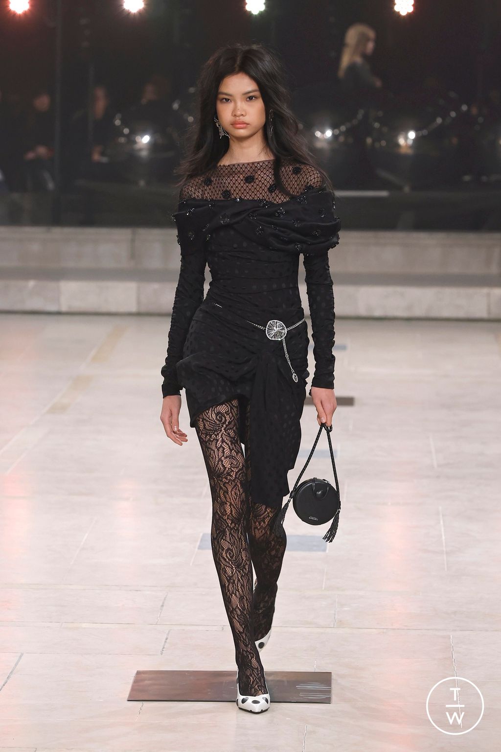 Fashion Week Paris Fall/Winter 2025 look 34 from the Isabel Marant collection womenswear