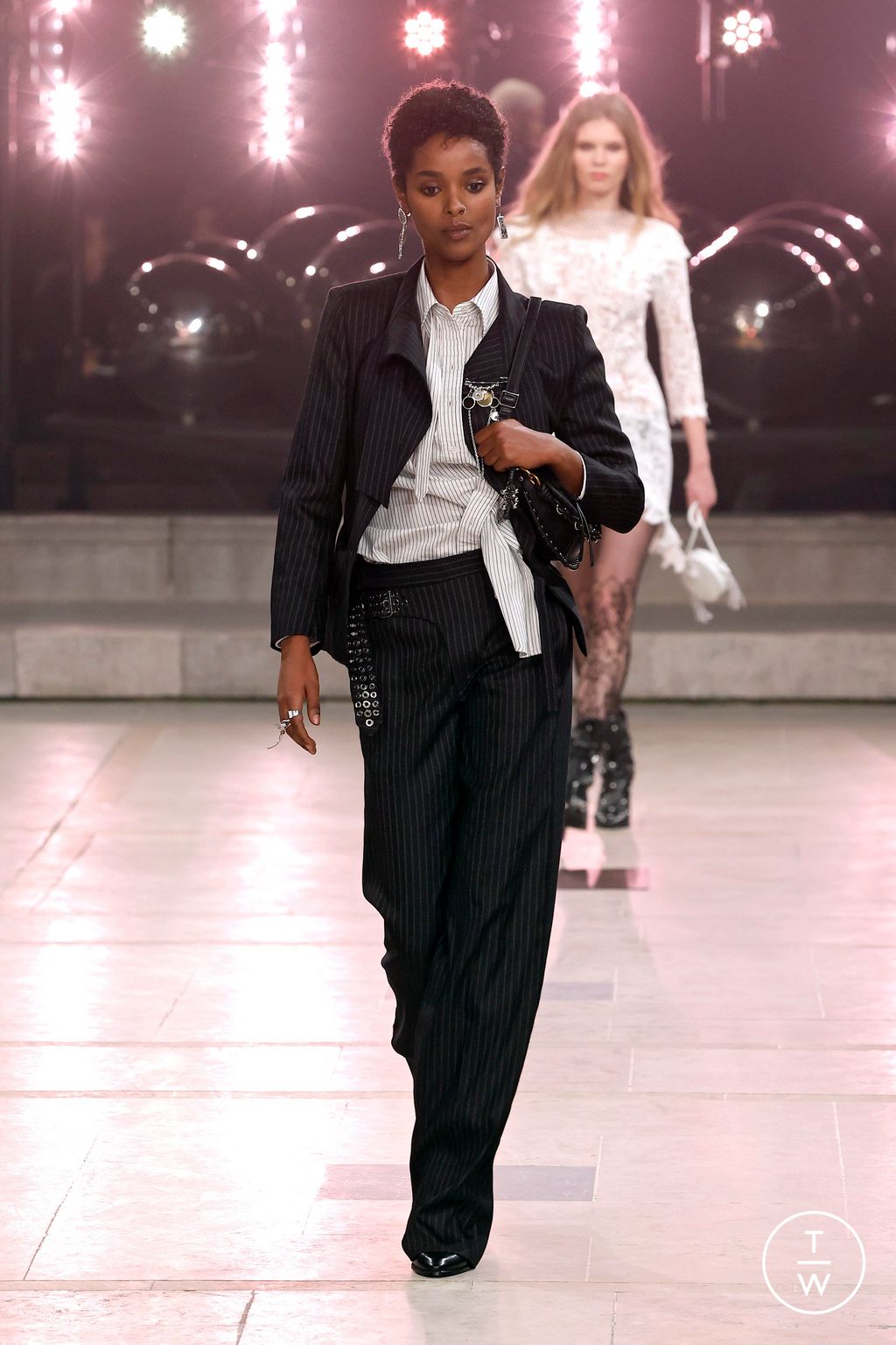 Fashion Week Paris Fall/Winter 2025 look 41 de la collection Isabel Marant womenswear