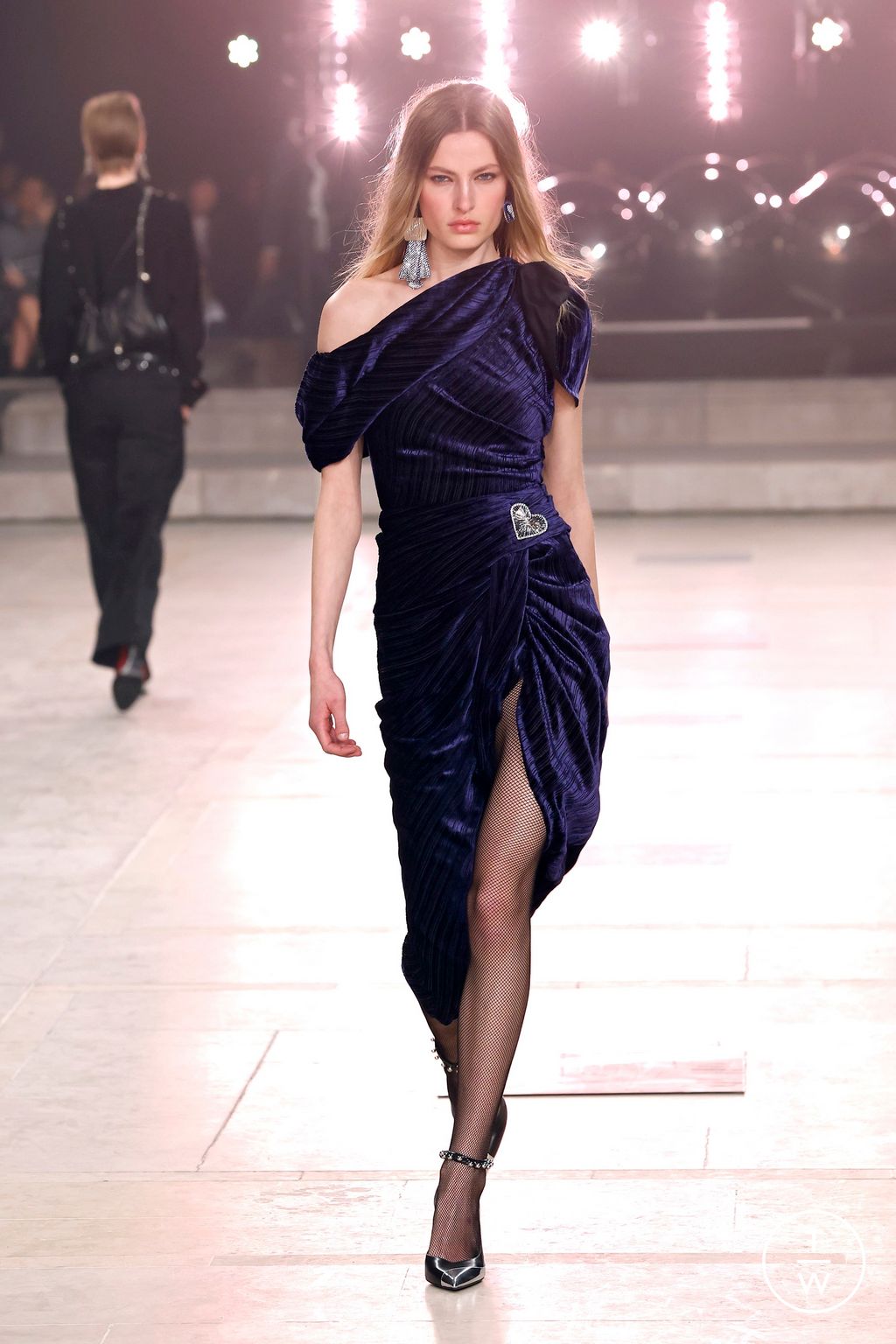 Fashion Week Paris Fall/Winter 2025 look 48 from the Isabel Marant collection womenswear