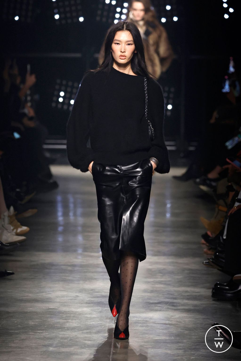 Fashion Week Paris Fall/Winter 2026 look 12 de la collection Isabel Marant womenswear