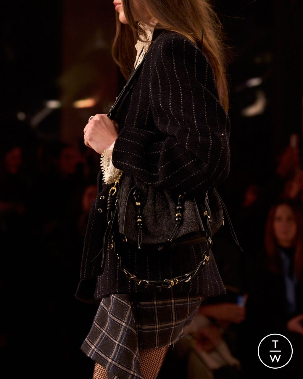 Fashion Week Paris Fall/Winter 2025 look 5 from the Isabel Marant collection womenswear accessories